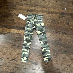 Lululemon leggings camouflage Fast and Free HR crop 23’